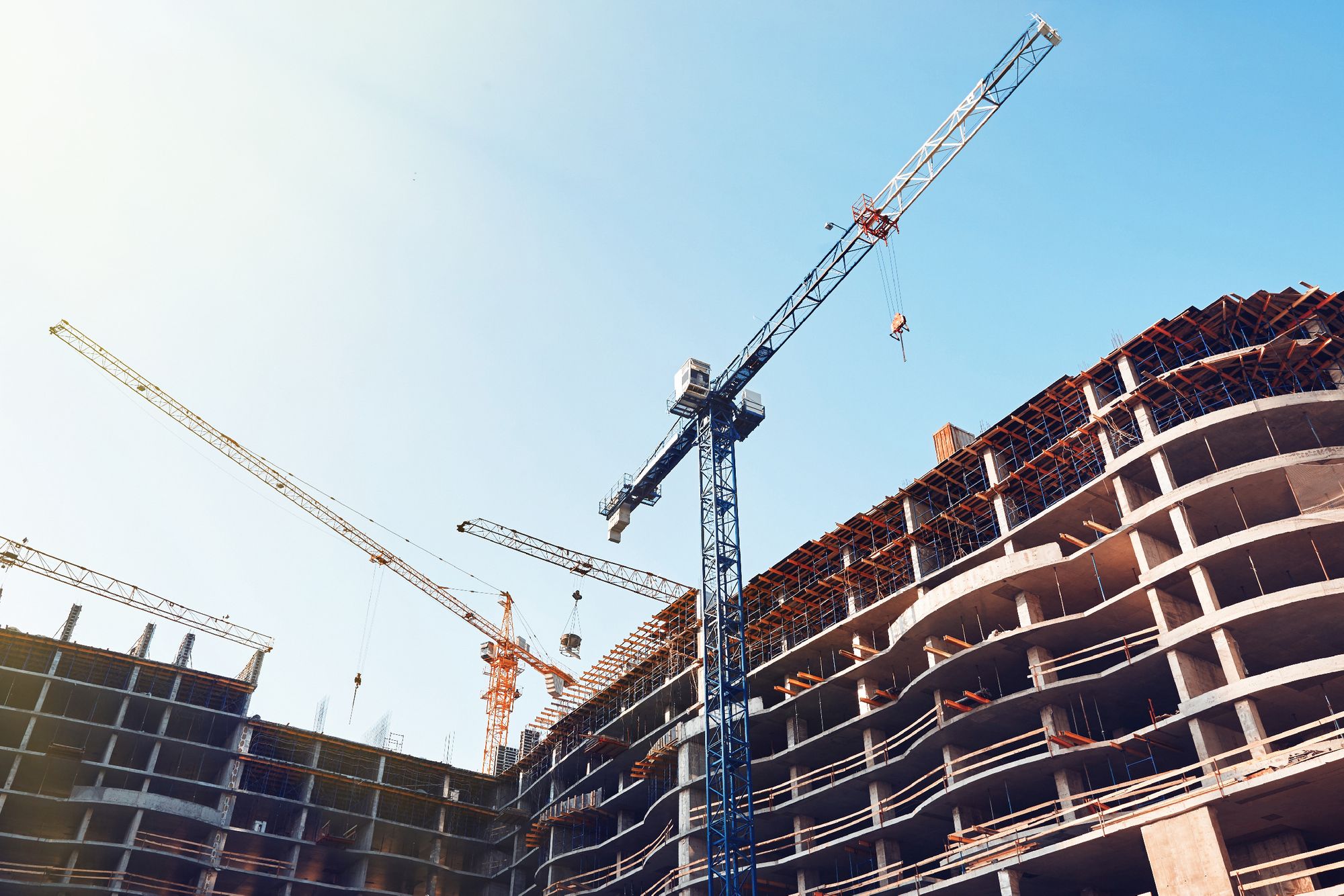 Understanding REITs: The Pros and Cons of Investing in REITs